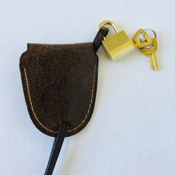 Gucci lock and key. - Picture 3 of 4